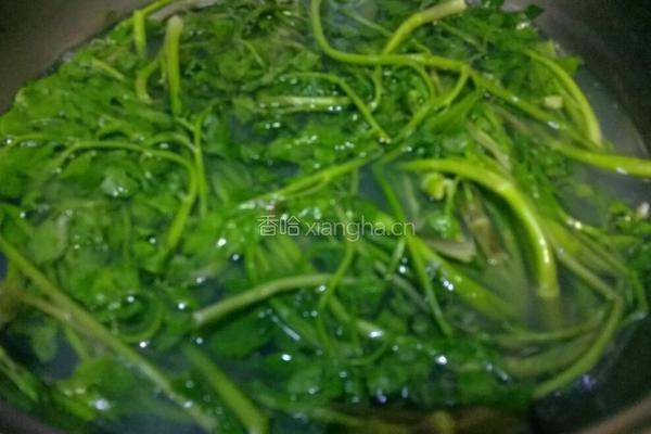 凉拌水芹菜的做法图解6
