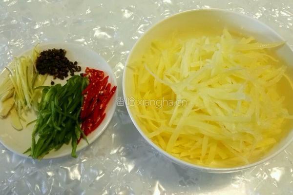 炝拌土豆丝的做法图解3