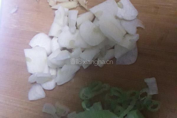 酸豆角炒鸡胗的做法图解5