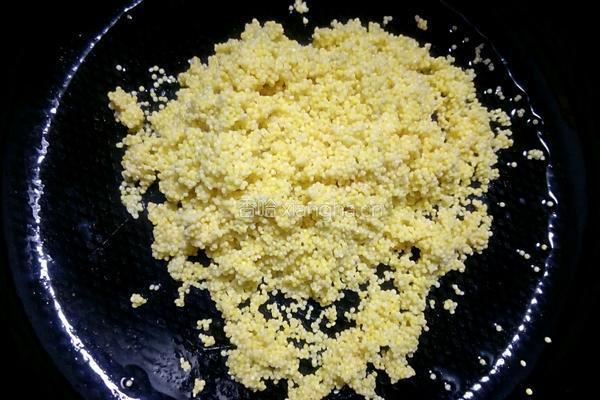 紫薯小米粥的做法图解3