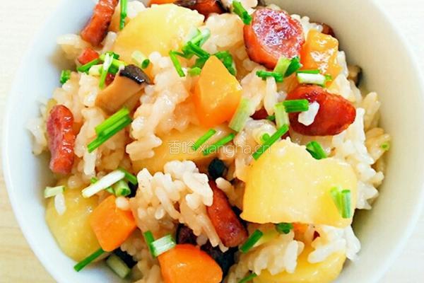 土豆香菇香肠焖饭的做法图解8