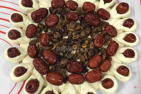 花样面食枣花糕-喜鹊登梅的做法图解7