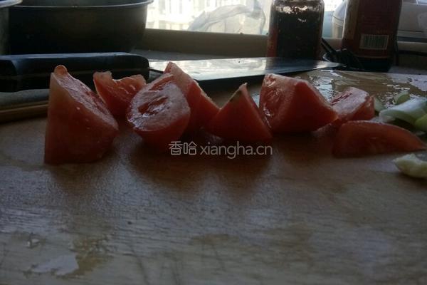 鸡蛋炒番茄的做法图解1