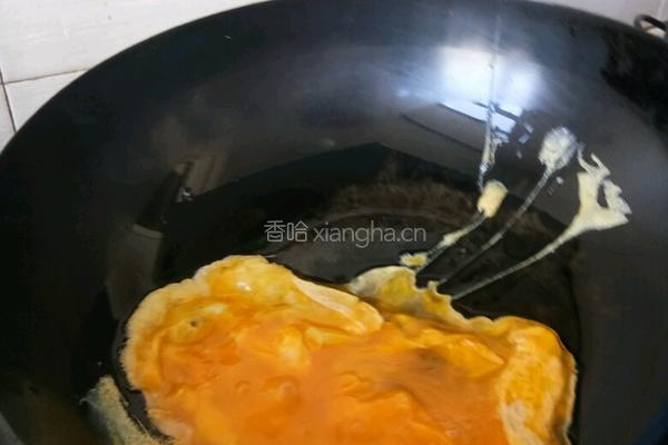 鸡蛋炒番茄的做法图解3