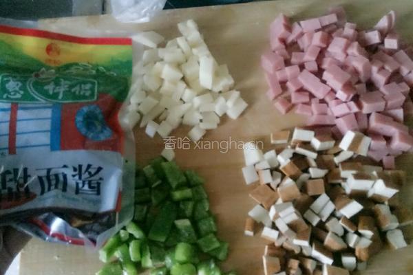 素炸酱面的做法图解1