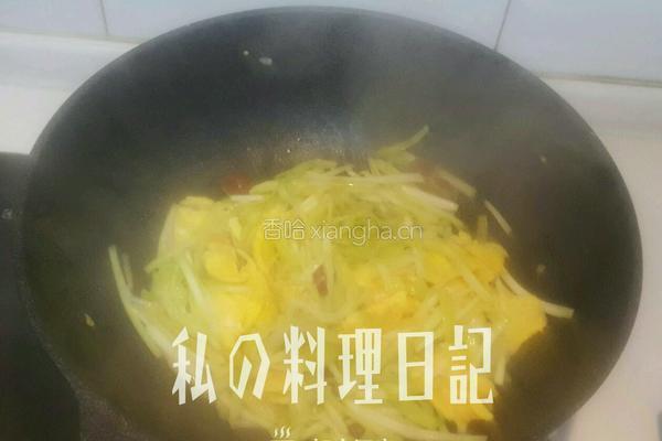 韭黄炒蛋加腊肠版的做法图解4