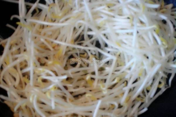 素炒韭菜绿豆芽的做法图解5