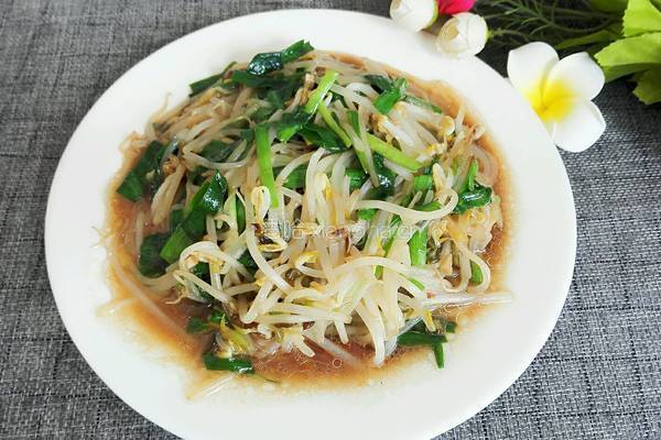 素炒韭菜绿豆芽的做法图解10