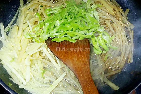 糖醋土豆丝的做法图解4