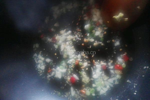 酸菜鱼片的做法图解3