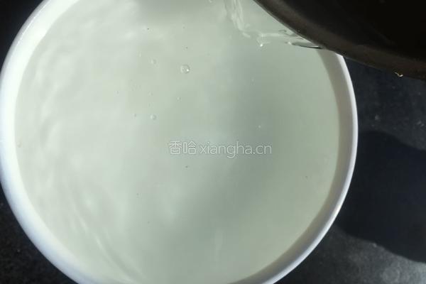 鸡蛋辣椒炒面(自制刀切面^)的做法图解3