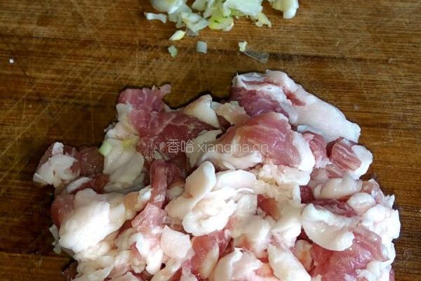 卤肉菠菜的做法图解7