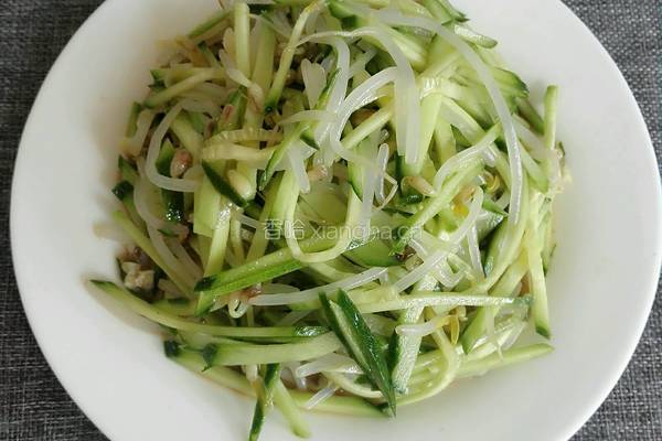 凉拌黄瓜豆芽的做法图解4