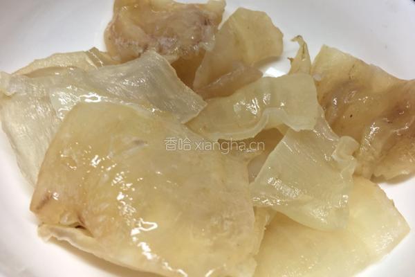 清炖尖尾黄花胶(原条鳘)的做法图解5