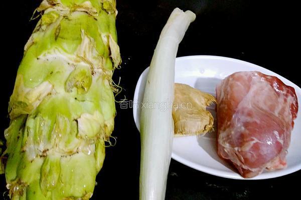 芥菜莴笋的做法图解1