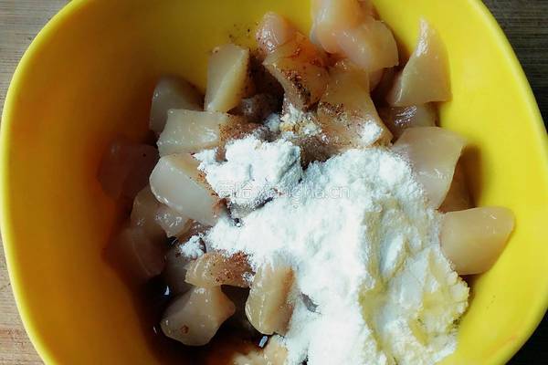 毛豆炒鸡丁的做法图解2