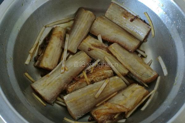 清蒸带鱼的做法图解1