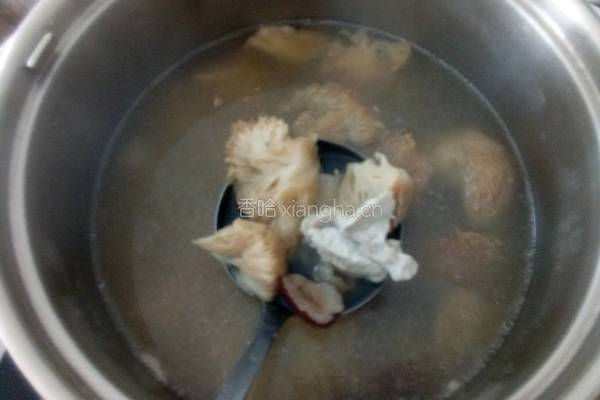 猴头菇骨头汤的做法图解7