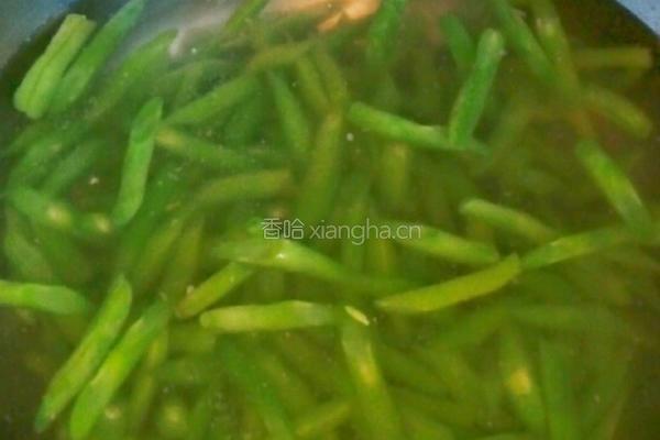 酱爆豆角的做法图解5