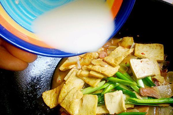 腊肉烧豆腐的做法图解18