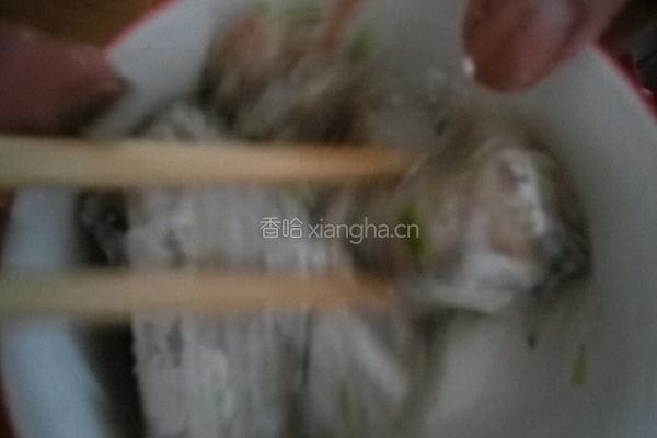 炸带鱼的做法图解3