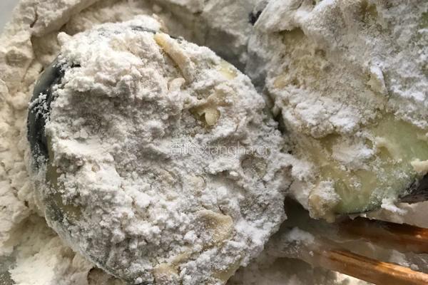 虾仁炸茄盒的做法图解7