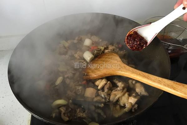三椒辣子鸡的做法图解7