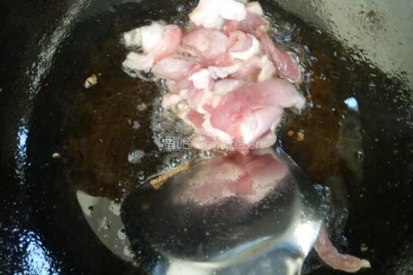 肉丁面条的做法图解3