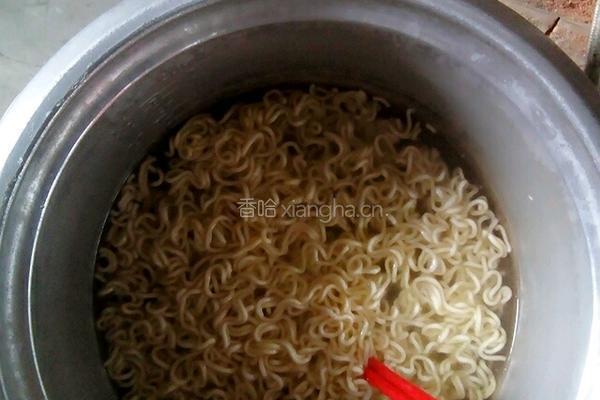煮方便面的做法图解5