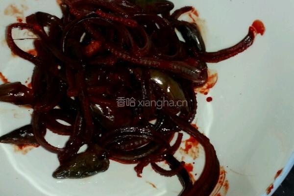 油炸鳝鱼骨的做法图解1