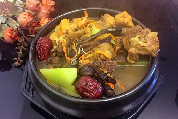 蘑菇虫草花炖鸡的做法图解6