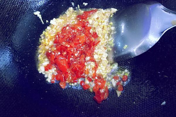 劲爆剁椒藕片的做法图解8