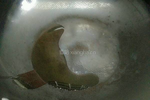 豌豆腊肠闷米饭的做法图解3