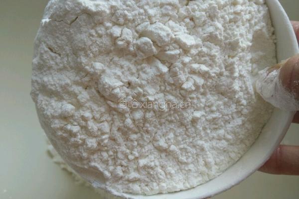 小树叶豆沙饼的做法图解3