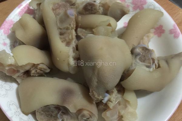 红烧猪蹄（高压锅版）的做法图解1