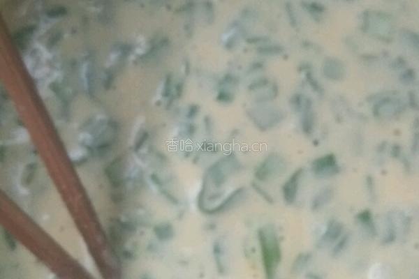 韭菜鸡蛋饼的做法图解4