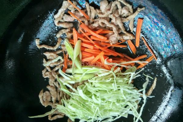  瘦肉炒面的做法图解7