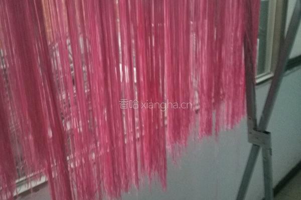 粉红色的面条的做法图解8