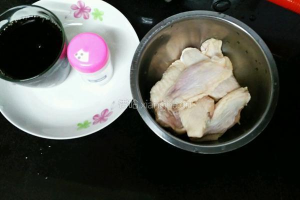 可乐鸡翅中的做法图解1