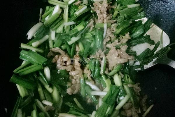 青蒜肉丝炒绿豆饼的做法图解8