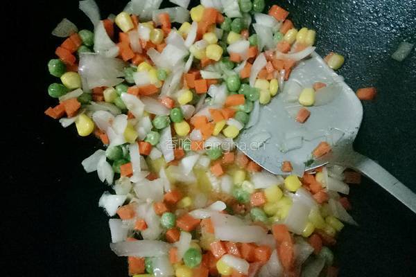 菠萝炒饭的做法图解5