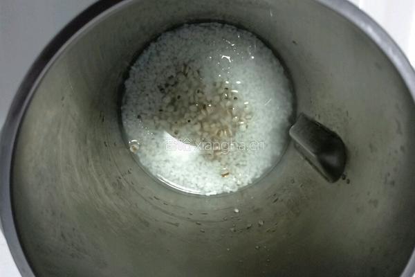 黑米薏米米糊的做法图解3