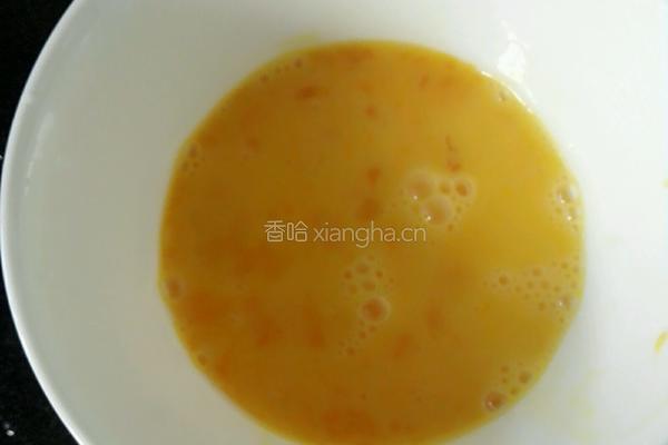 鸡蛋圆白菜炒饼的做法图解2