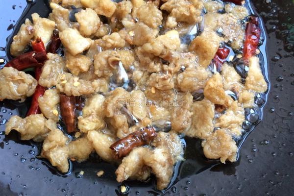 卷心菜炒油渣的做法图解4