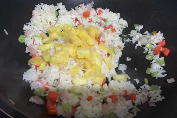 菠萝炒饭的做法图解6