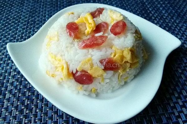 腊肠黄金炒饭的做法图解6