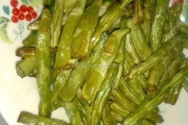 干煸豆角的做法图解4