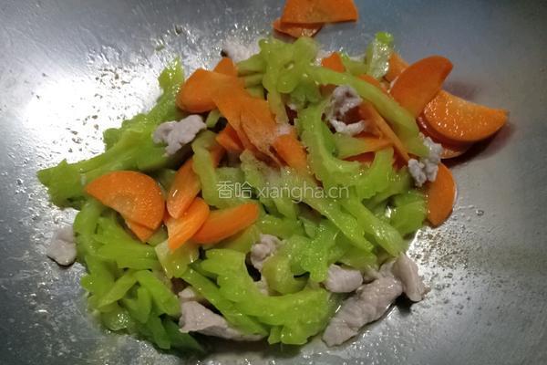 苦瓜炒肉的做法图解8