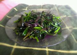 辣椒炒紫背菜