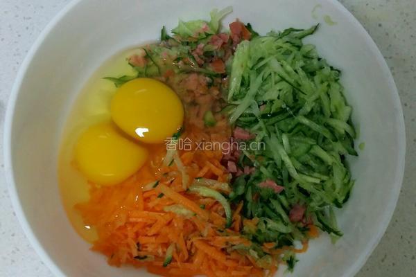 杂蔬火腿鸡蛋饼的做法图解2